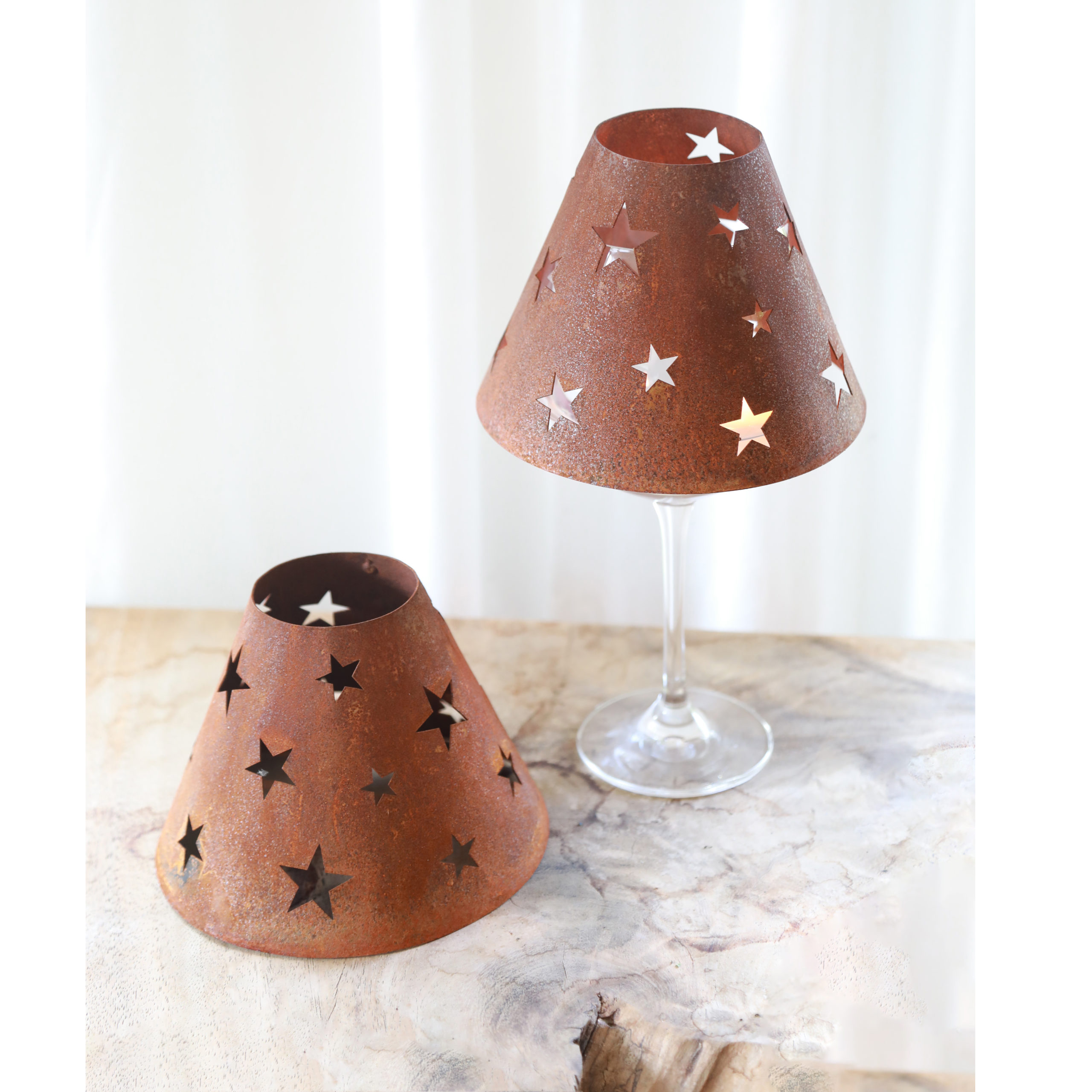 vrede klasse ontwerp Wijnglas lampenkap, sterren, roest design - Rustique Garden
